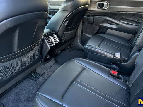 Used 2024 Kia Sorento SX image 14
