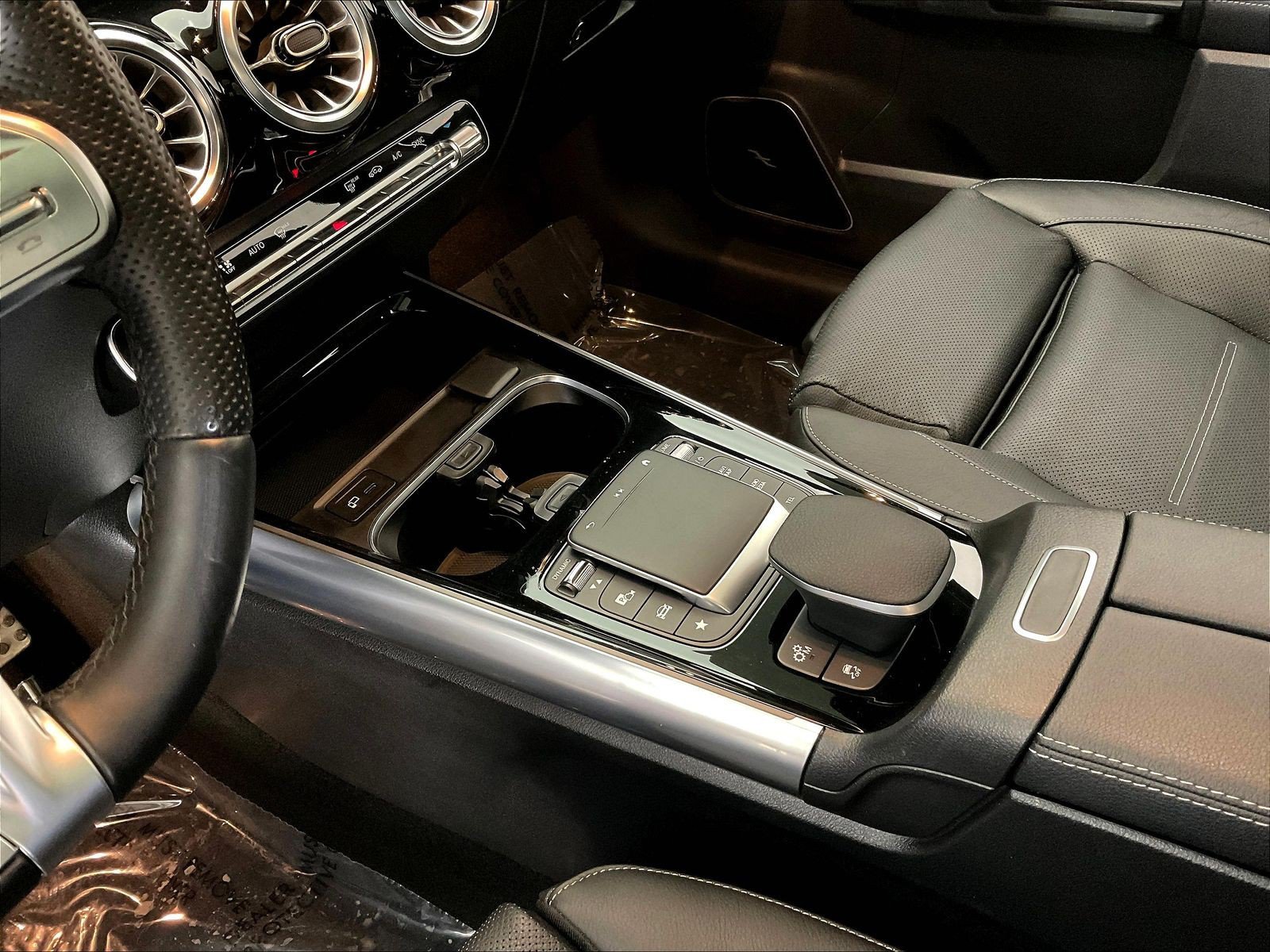 Certified 2022 Mercedes-Benz GLA 45 AMG 4MATIC image 18
