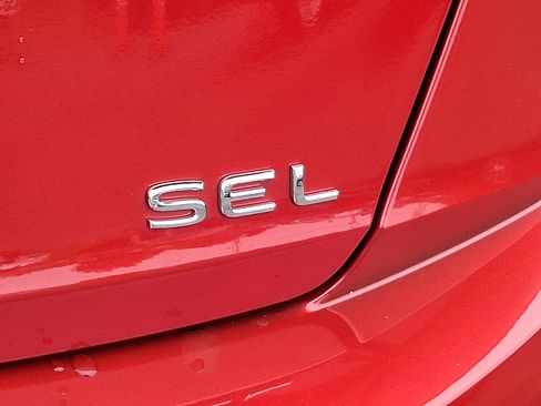 Used 2024 Volkswagen Jetta SEL image 32