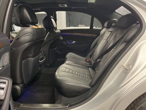Used 2016 Mercedes-Benz S 550 4MATIC Sedan image 31