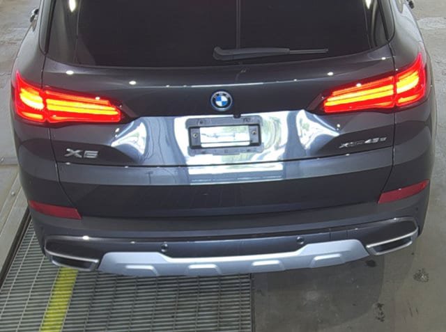 Used 2022 BMW X5 xDrive45e w/ Luxury Seating Package AWD/4WD image 10