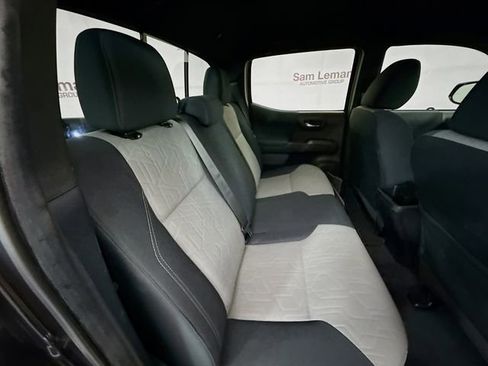 Used 2022 Toyota Tacoma TRD Sport image 25