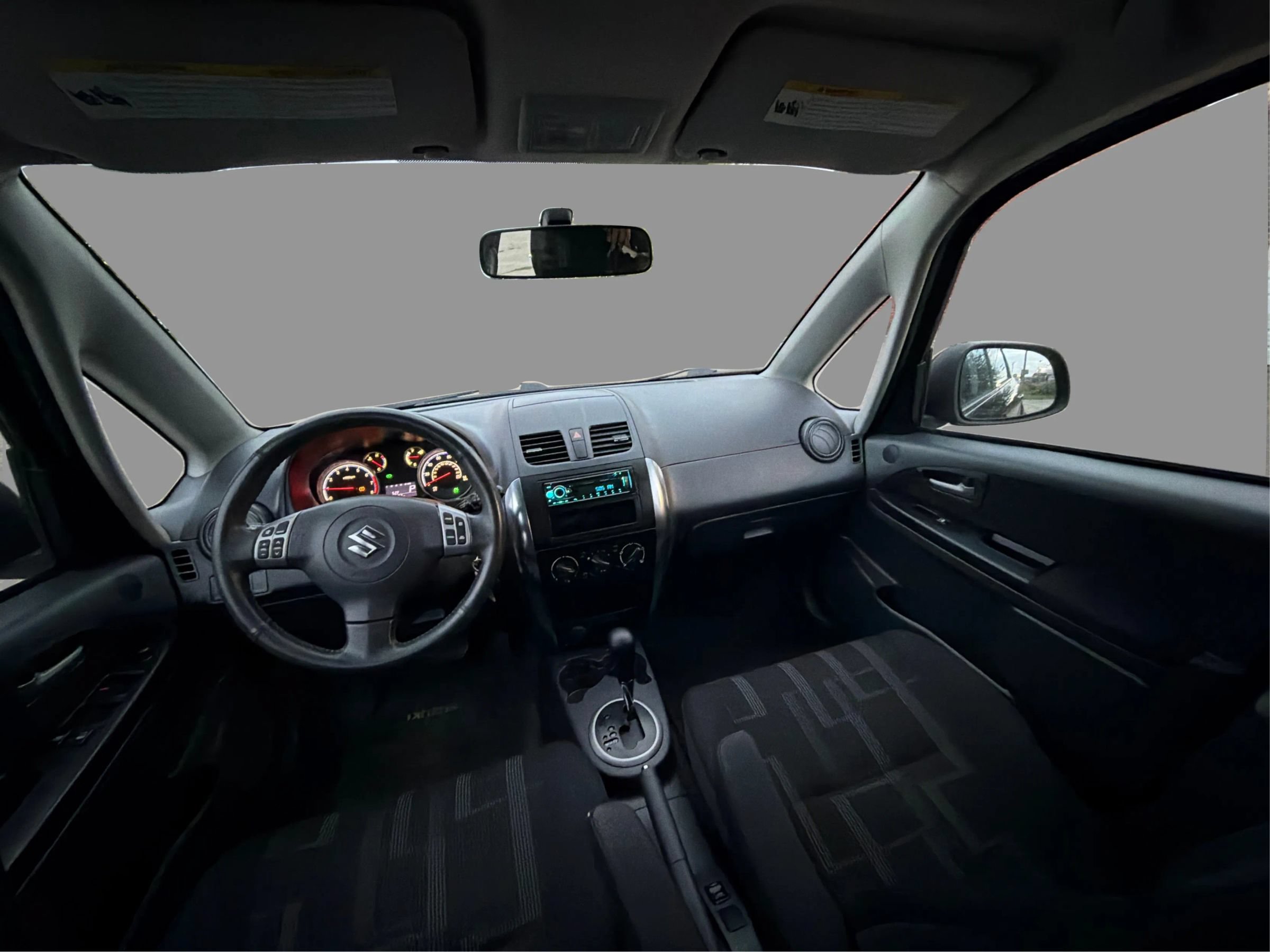 Used 2012 Suzuki SX4 AWD Hatchback image 28