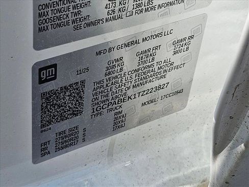 Used 2026 Chevrolet Silverado 1500 Custom w/ LPO, Dark Essentials Package RWD image 15