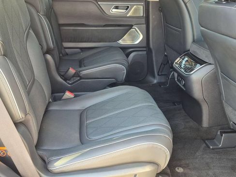 Certified 2025 INFINITI QX80 Sensory AWD/4WD image 32