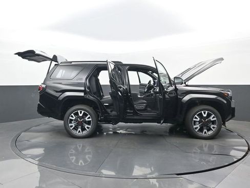 New 2026 Toyota 4Runner TRD Sport Premium RWD image 32