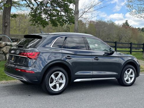 Used 2023 Audi Q5 2.0T Premium w/ Convenience Package AWD/4WD image 17