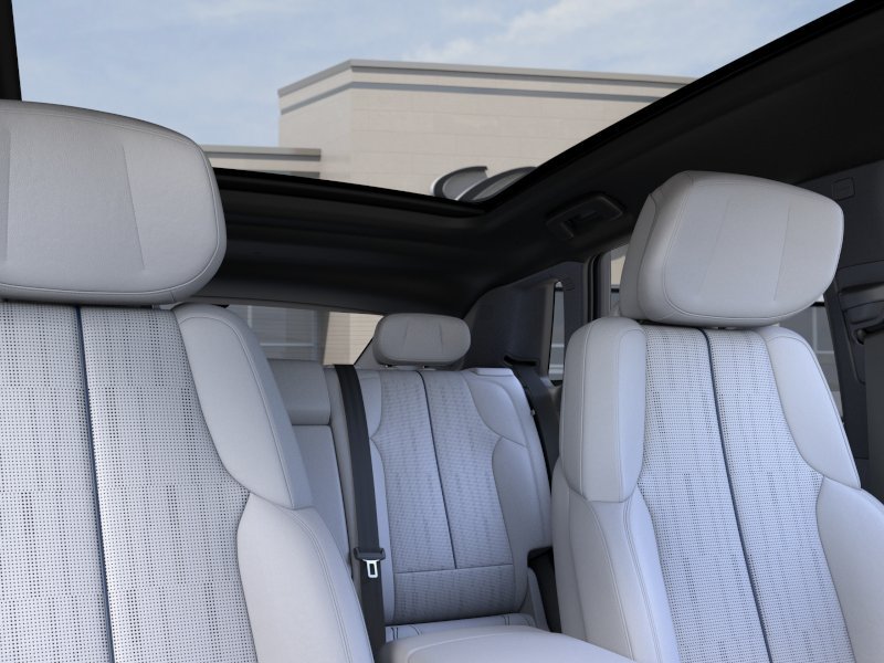 New 2027 Cadillac Lyriq Sport w/ LPO, ONYX Package AWD/4WD image 24