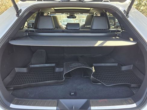 Used 2024 Toyota Venza Nightshade image 14