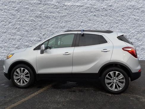 Used 2020 Buick Encore Preferred image 4
