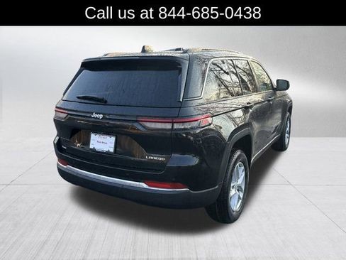 New 2025 Jeep Grand Cherokee Laredo image 5
