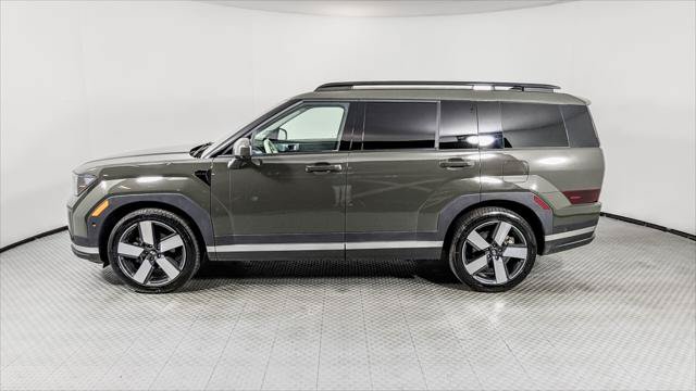 Used 2024 Hyundai Santa Fe Limited AWD/4WD image 3