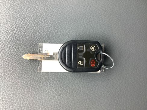 Used 2014 Ford F150 Lariat w/ Equipment Group 502A Luxury AWD/4WD image 17