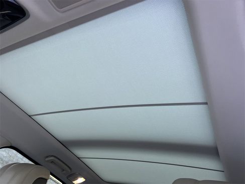 Used 2020 Land Rover Range Rover Sport HSE image 35