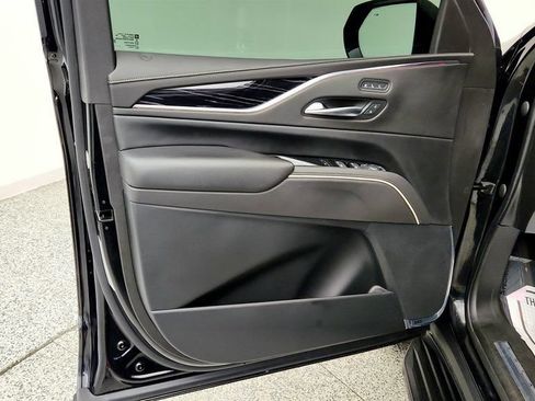Used 2021 Cadillac Escalade Sport w/ LPO, Illumination Package AWD/4WD image 11