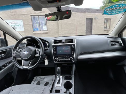 Used 2018 Subaru Outback 2.5i Premium AWD/4WD image 16