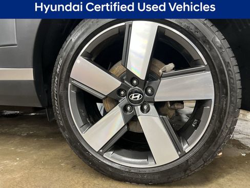 Used 2024 Hyundai Santa Fe Limited image 18
