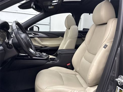 Used 2018 MAZDA CX-9 Grand Touring image 12