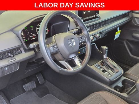 Used 2025 Honda CR-V Sport image 10