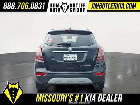 Used 2021 Buick Encore Preferred FWD image 21