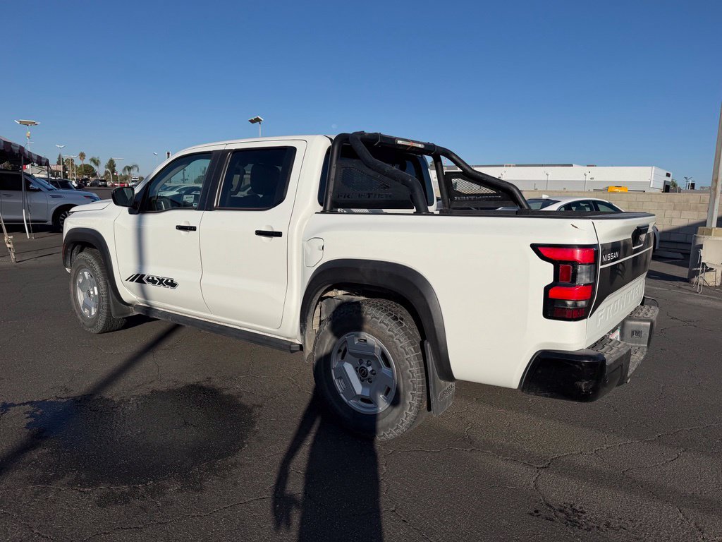 Used 2024 Nissan Frontier SV w/ Hardbody Edition AWD/4WD image 2