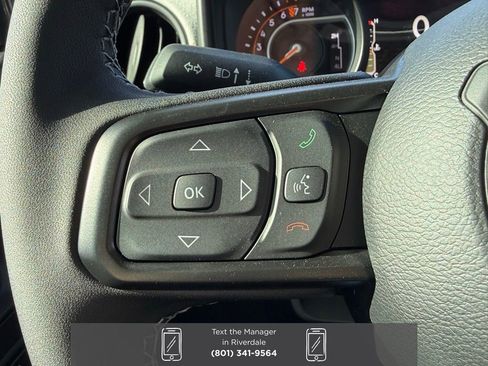 New 2025 Jeep Gladiator Sport image 15