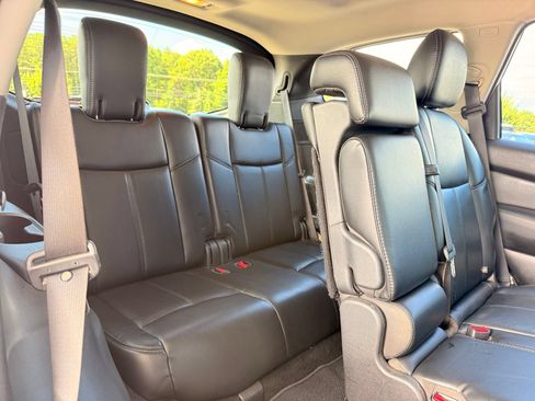Used 2017 Nissan Pathfinder SL w/ SL Premium Package AWD/4WD image 26