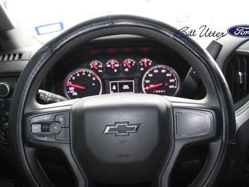 Used 2022 Chevrolet Silverado 1500 Custom Trail Boss w/ LPO, Dark Essentials Package image 21