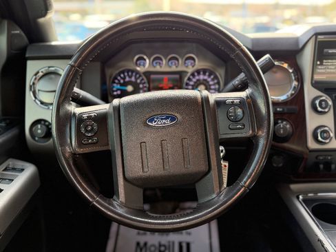 Used 2016 Ford F250 Lariat w/ Lariat Ultimate Package image 7