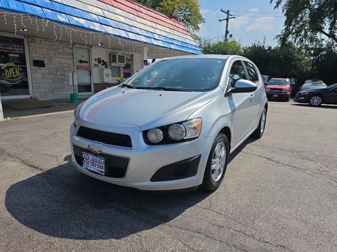 Used 2015 Chevrolet Sonic LT image 1