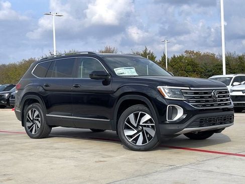 New 2026 Volkswagen Atlas SEL image 5