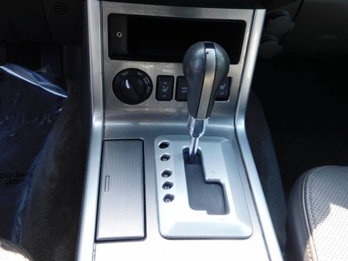 Used 2011 Nissan Pathfinder Silver AWD/4WD image 16