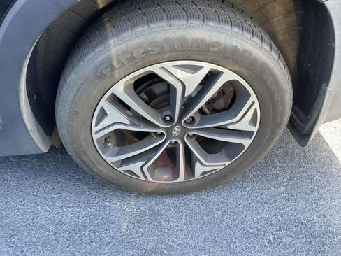 Used 2020 Hyundai Santa Fe SEL image 8