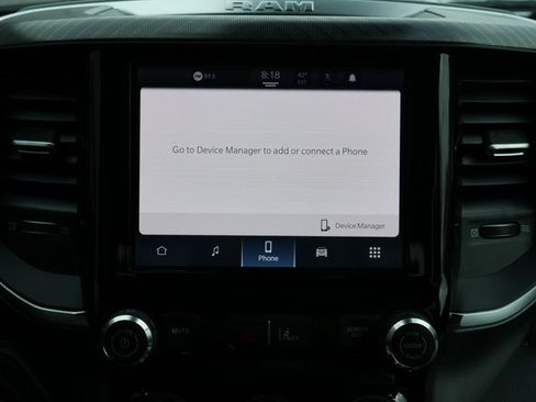 New 2026 RAM 1500 4x4 Crew Cab image 3