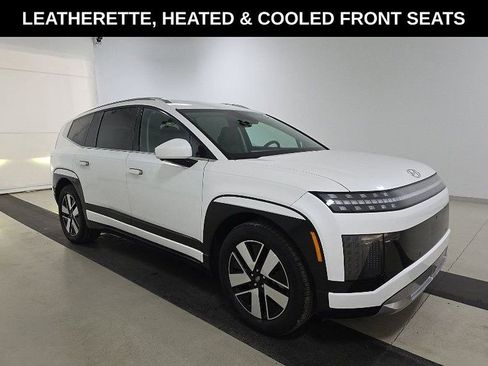 Used 2026 Hyundai Ioniq 9 SEL image 2