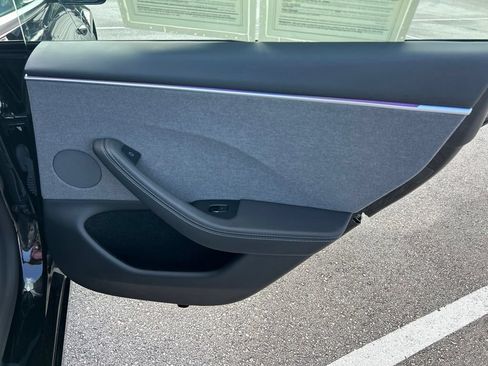Used 2025 Tesla Model 3 RWD image 37