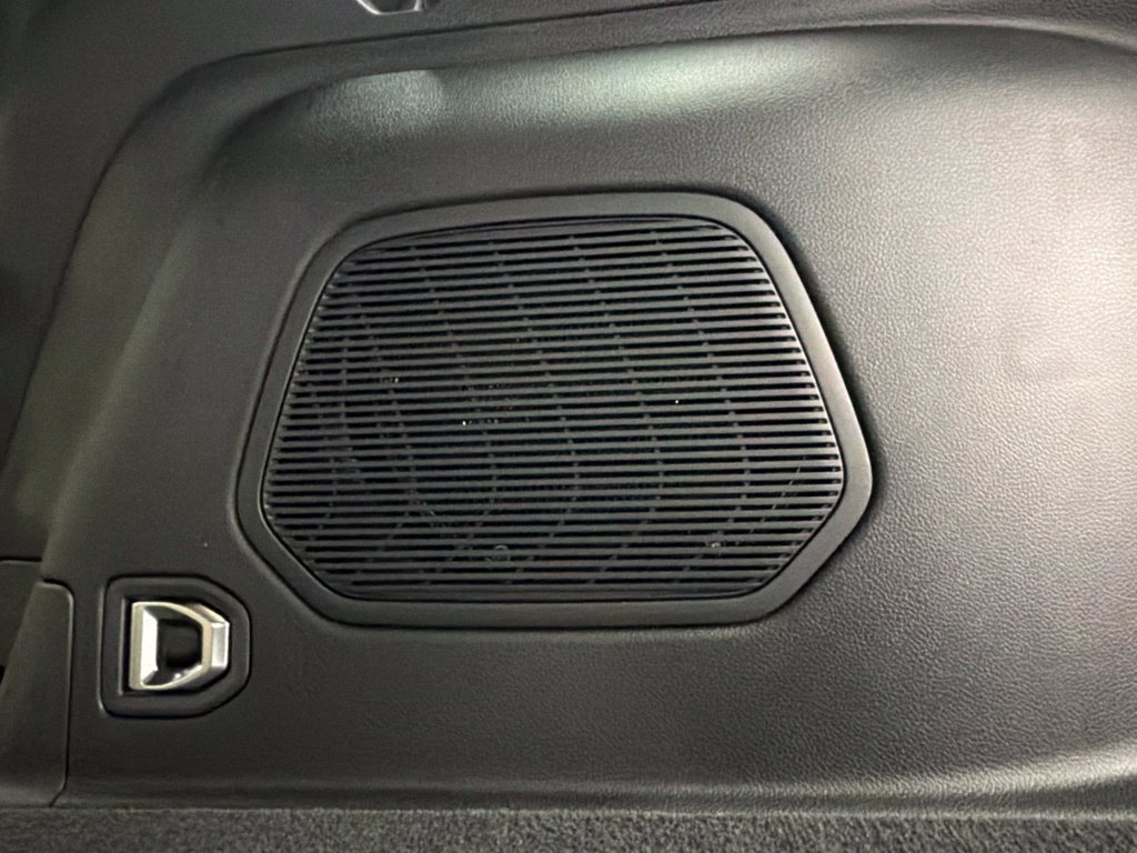 New 2027 Jeep Grand Cherokee Limited RWD image 8