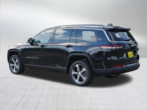 New 2025 Jeep Grand Cherokee L Limited w/ Trailer Tow Package image 5