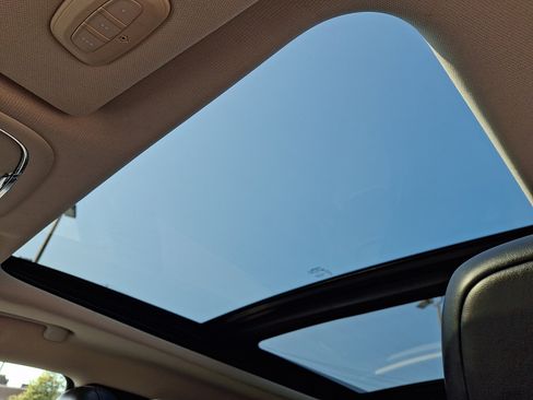 Used 2015 Jeep Cherokee Limited AWD/4WD image 14