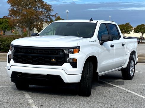 New 2024 Chevrolet Silverado 1500 Custom image 3