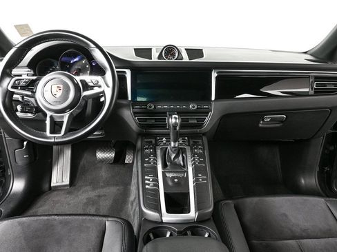 Certified 2020 Porsche Macan image 20