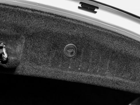 Used 2021 Tesla Model S Plaid image 49