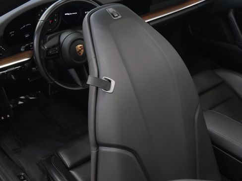 Used 2020 Porsche 911 Carrera image 34