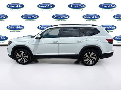 Used 2025 Volkswagen Atlas SE FWD image 4