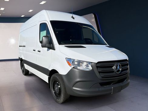 New 2026 Mercedes-Benz Sprinter 144 Cargo image 5