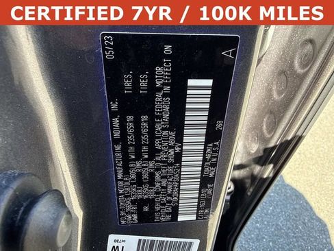 Used 2023 Toyota Highlander XLE FWD image 30