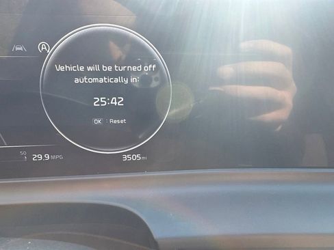 Certified 2025 Kia Seltos EX w/ EX Sunroof Package AWD/4WD image 31