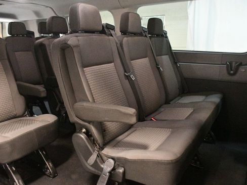 Used 2023 Ford Transit 350 XLT image 34