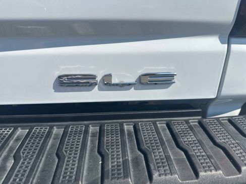 Used 2025 GMC Sierra 3500 SLE w/ SLE Convenience Package AWD/4WD image 26