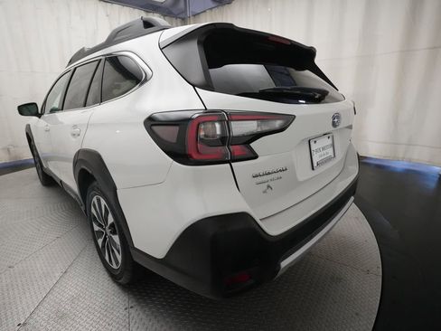 Used 2023 Subaru Outback Limited AWD/4WD image 36
